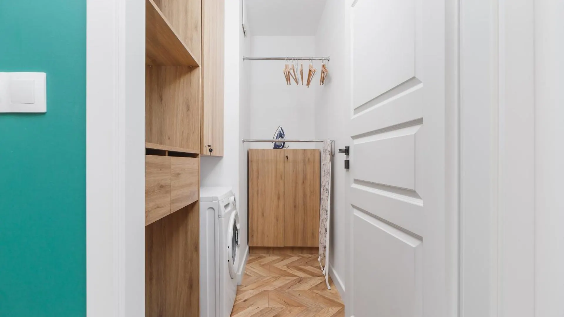 Podgorze Golden Oriole Apartment Cracow By Renters Prestige Krakow 0*,